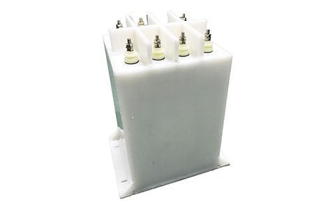 什么情況會引起補償電容器發生過電流？